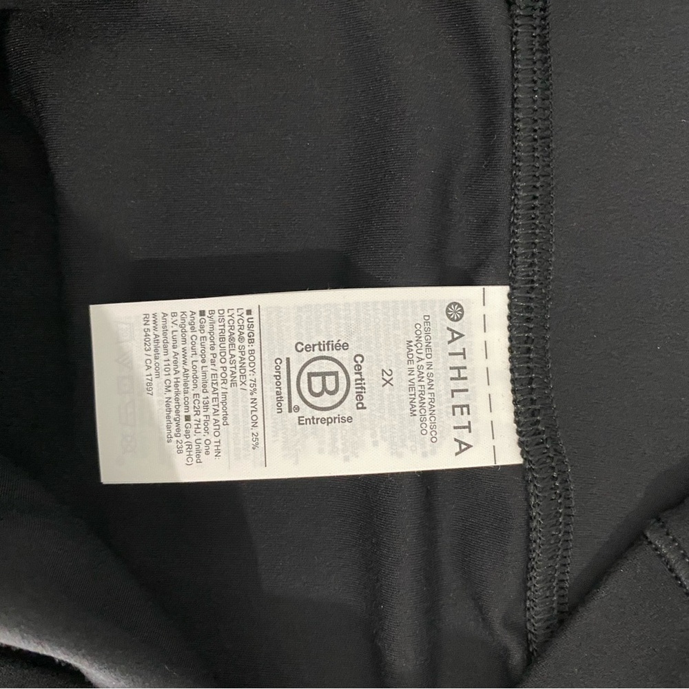 Athleta Salutation Stash Flare Pants Black High Rise New Yoga Gym Plus Size EUC - Picture 13 of 16